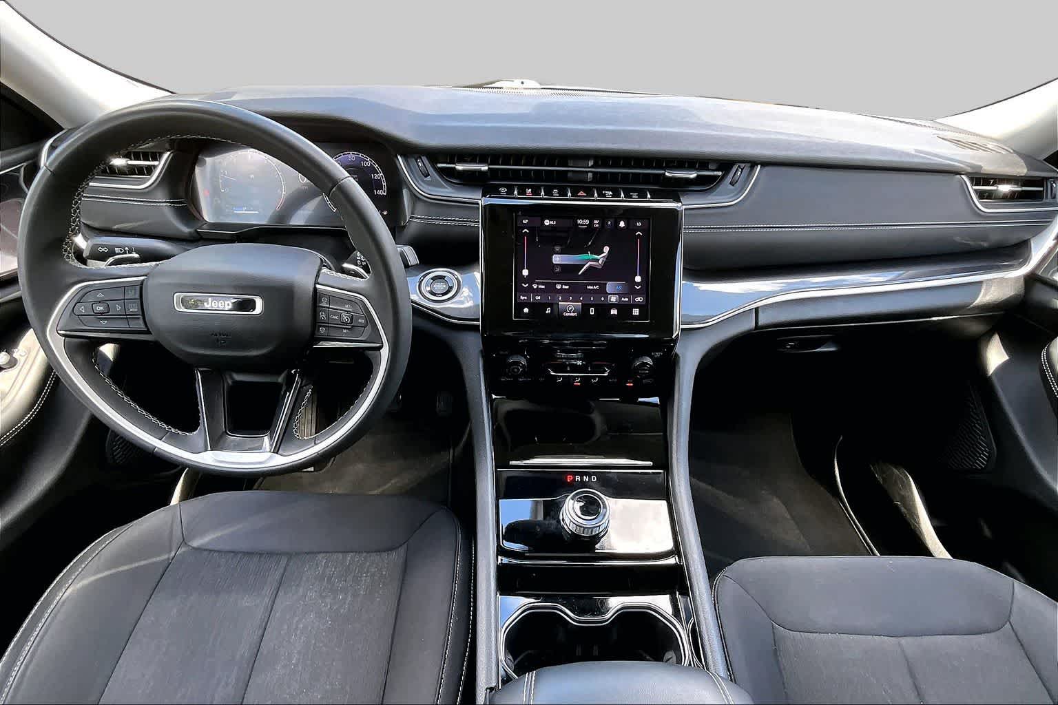 2023 Jeep Grand Cherokee Laredo