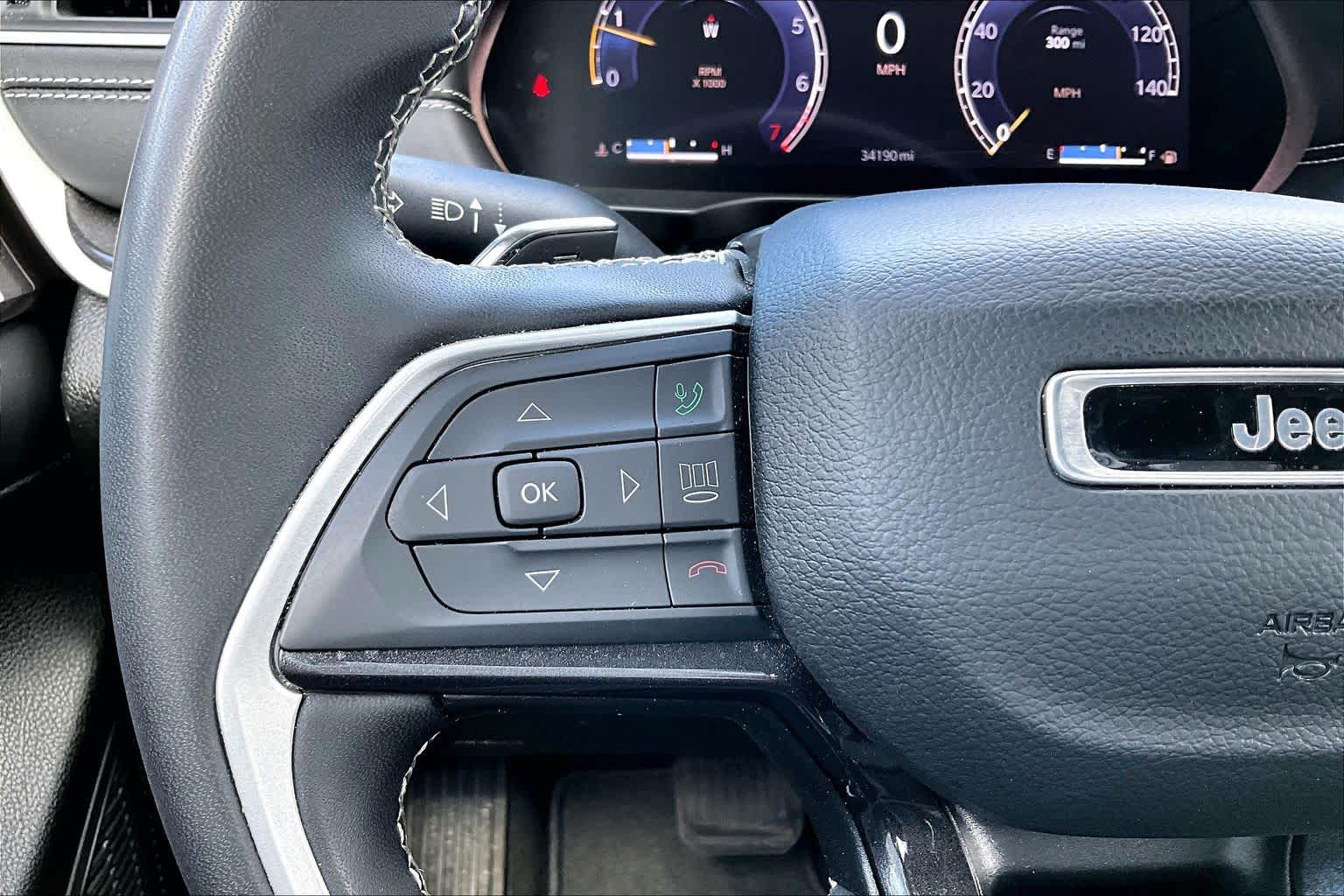2023 Jeep Grand Cherokee Laredo