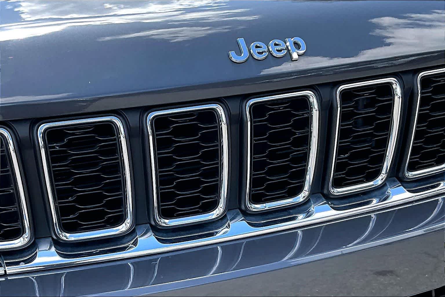 2023 Jeep Grand Cherokee Laredo