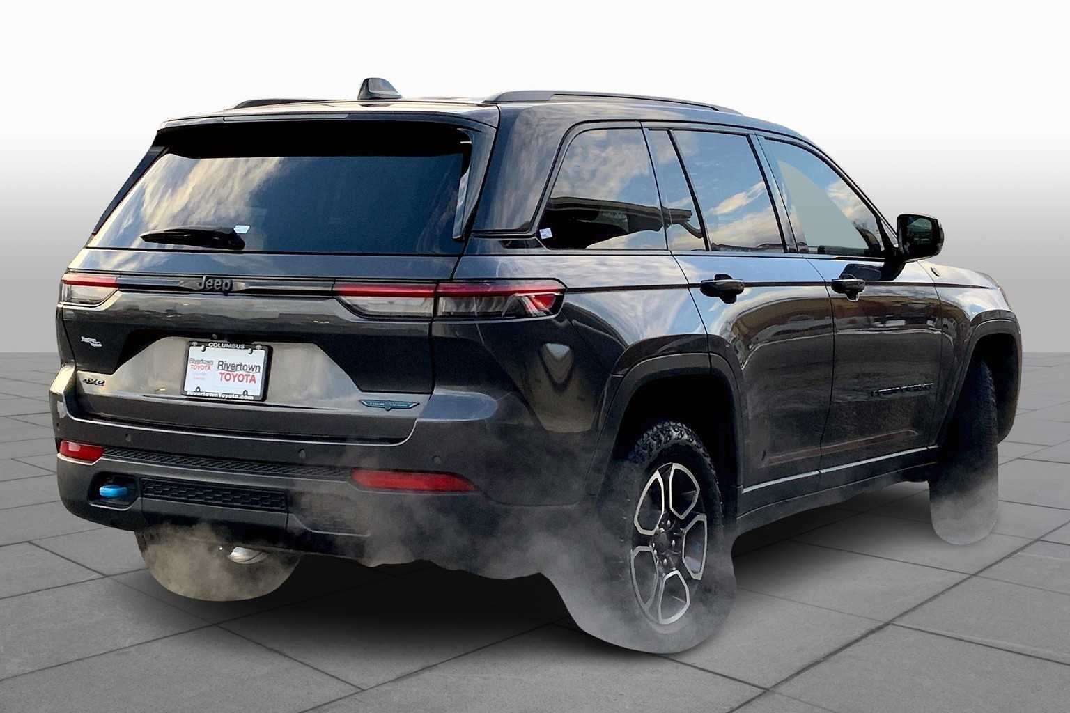 2022 Jeep Grand Cherokee 4xe Trailhawk