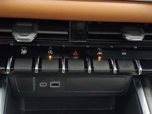 2024 GMC Canyon 4WD AT4