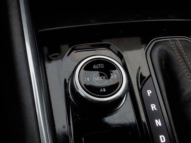 2024 GMC Canyon 4WD AT4