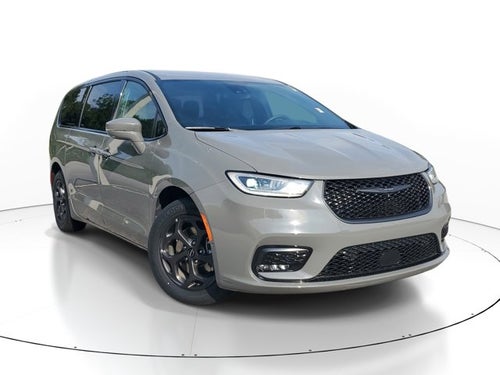 2022 Chrysler Pacifica Hybrid Touring L