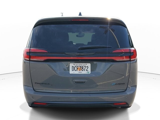 2022 Chrysler Pacifica Hybrid Touring L