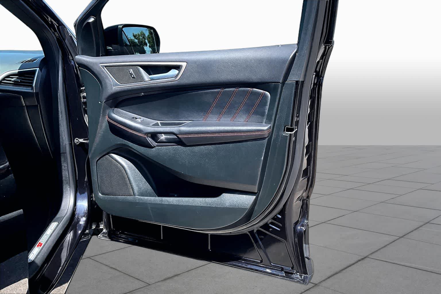 2022 Ford Edge ST-Line