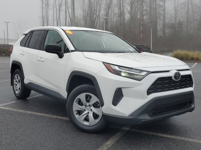 2024 Toyota RAV4 LE