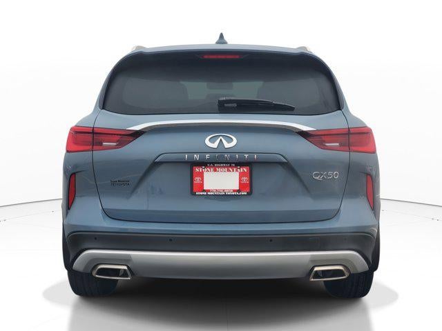 2023 INFINITI QX50 LUXE