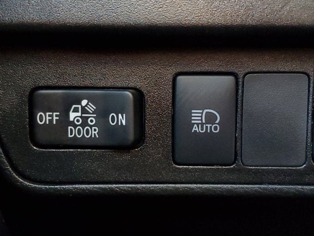 2022 Toyota Tacoma 2WD SR5