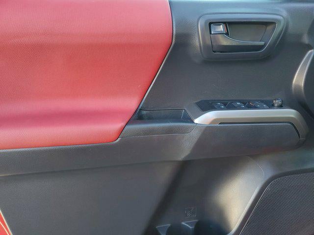 2022 Toyota Tacoma 2WD SR5