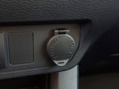 2022 Toyota Tacoma 2WD SR5