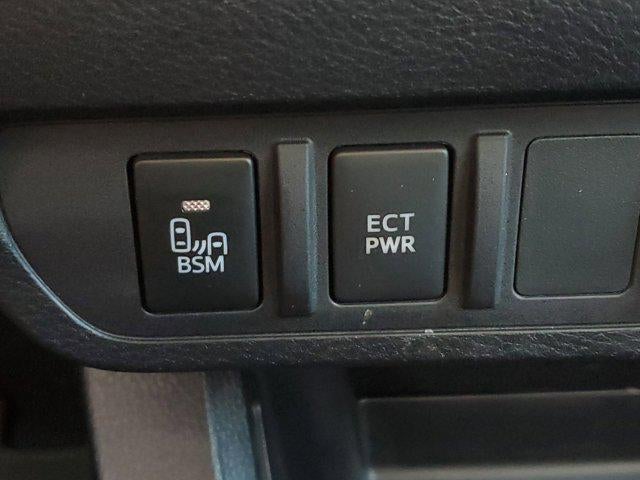 2022 Toyota Tacoma 2WD SR5