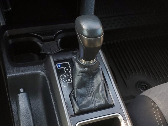 2022 Toyota Tacoma 2WD SR5