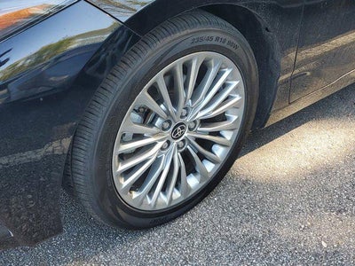 2022 Toyota Avalon Hybrid Limited