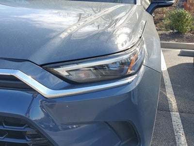 2025 Toyota Grand Highlander LE