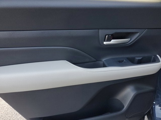 2025 Toyota Grand Highlander LE