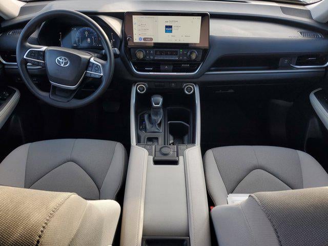 2025 Toyota Grand Highlander LE