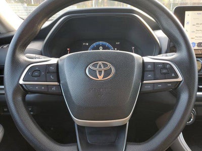 2025 Toyota Grand Highlander LE