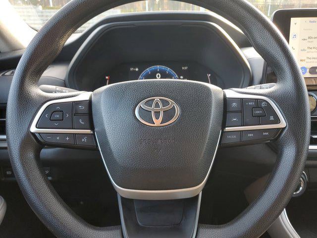 2025 Toyota Grand Highlander LE