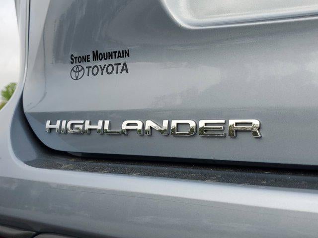 2024 Toyota Highlander LE