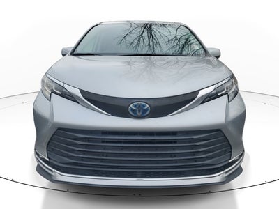 2022 Toyota Sienna XLE