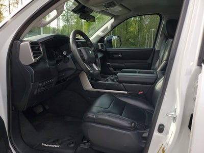 2023 Toyota Tundra 4WD SR5