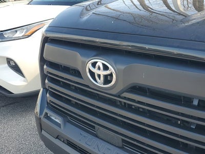 2022 Toyota Tundra 4WD SR5