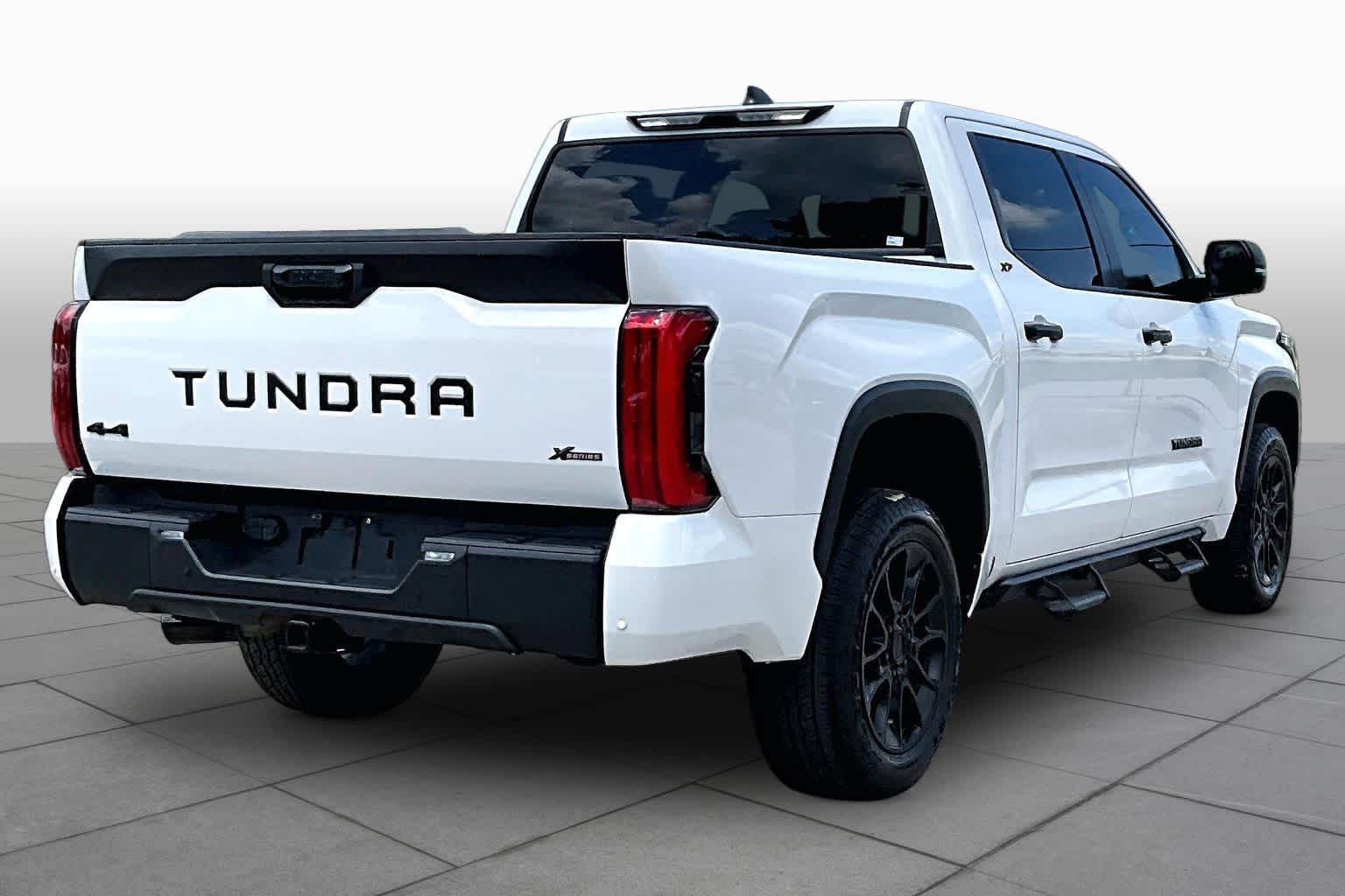 2024 Toyota Tundra 4WD SR5