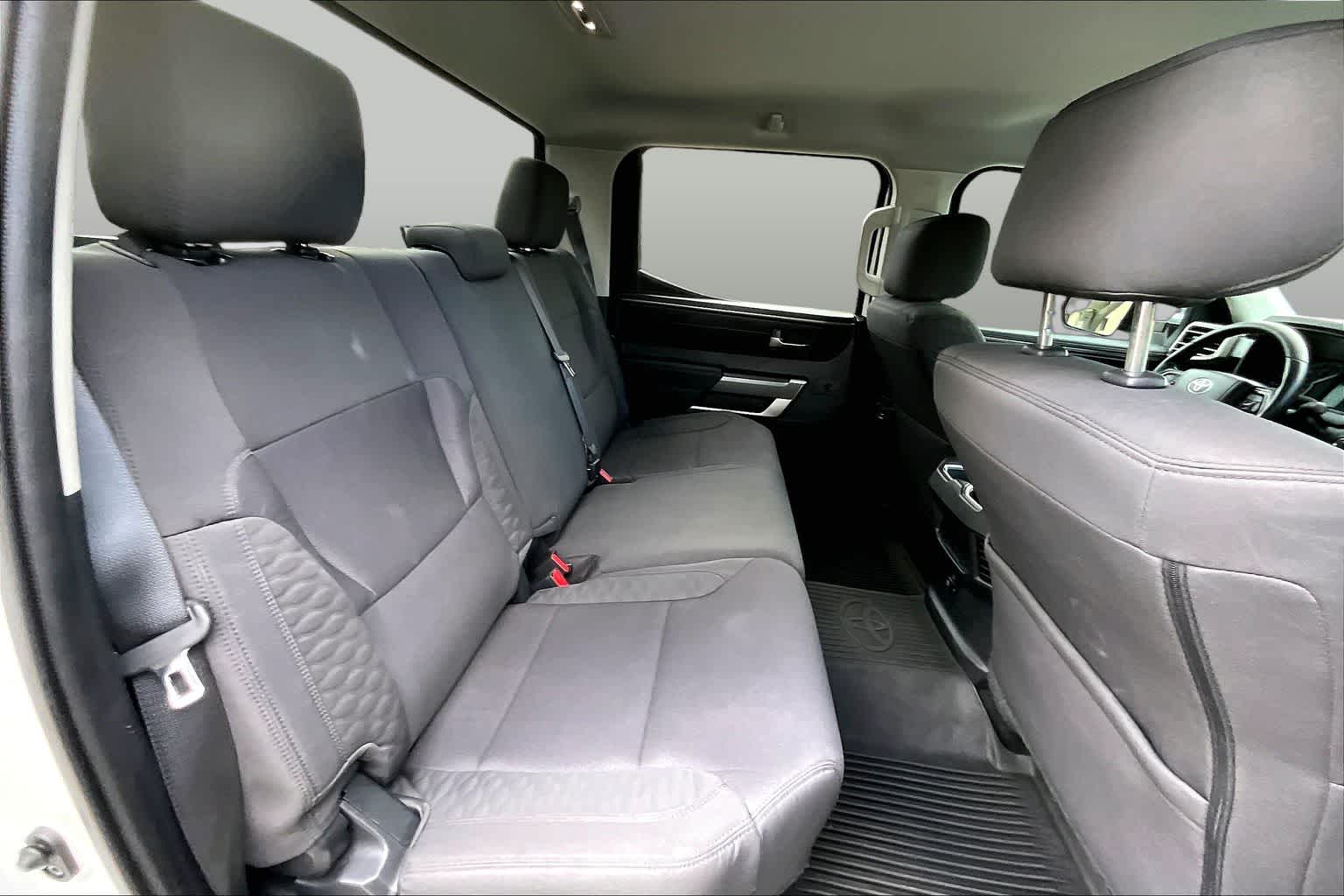 2024 Toyota Tundra 4WD SR5