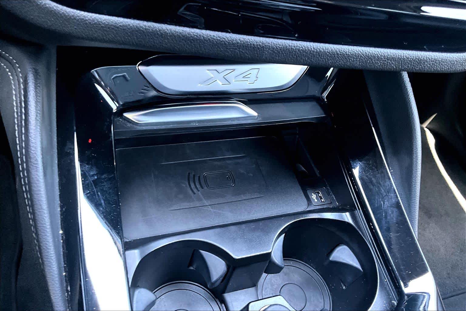 2024 BMW X4 xDrive30i