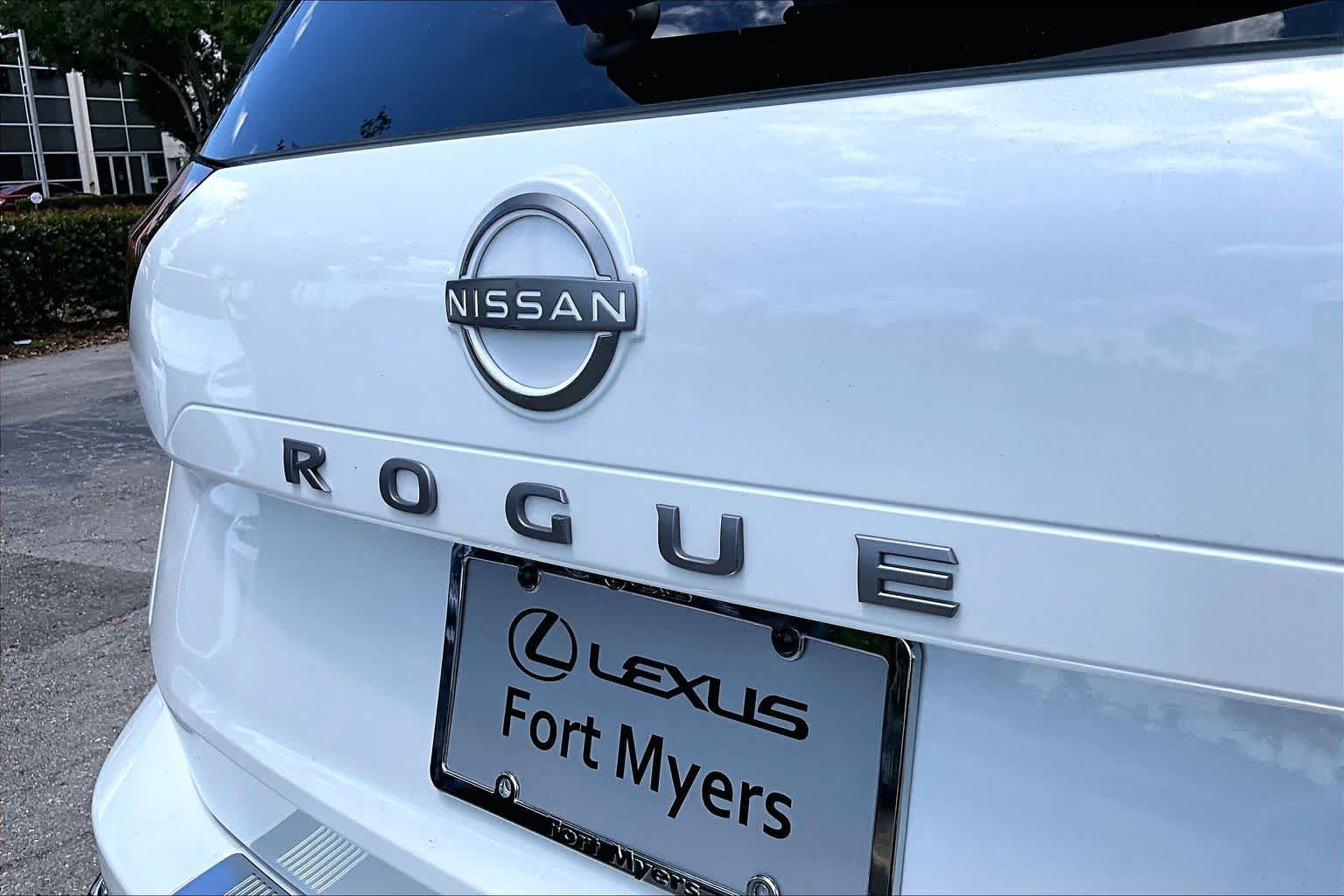2025 Nissan Rogue Platinum