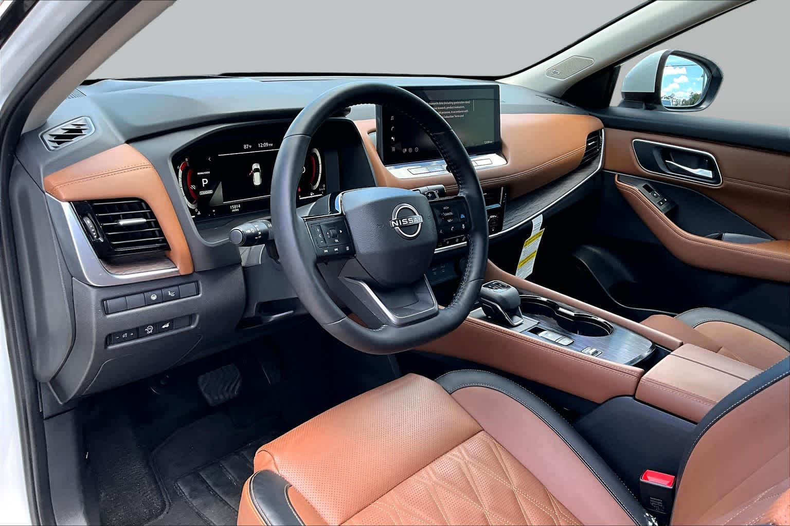2025 Nissan Rogue Platinum