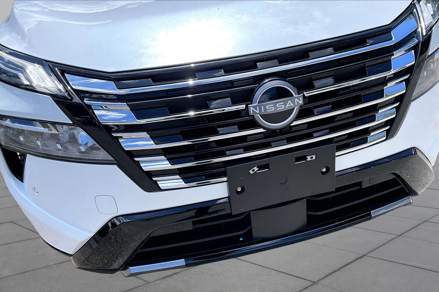 2025 Nissan Rogue Platinum