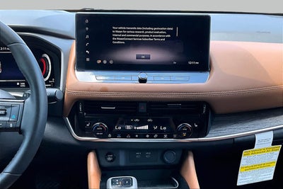 2025 Nissan Rogue Platinum