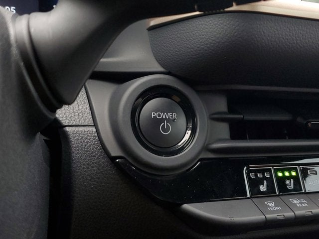 2025 Toyota Crown Signia Limited