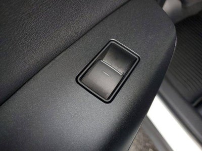 2023 Toyota Venza LE