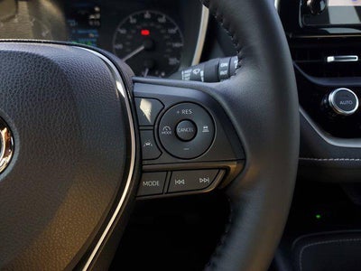 2025 Toyota Corolla Hatchback SE