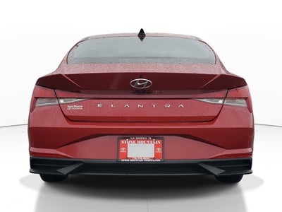 2022 Hyundai Elantra SEL