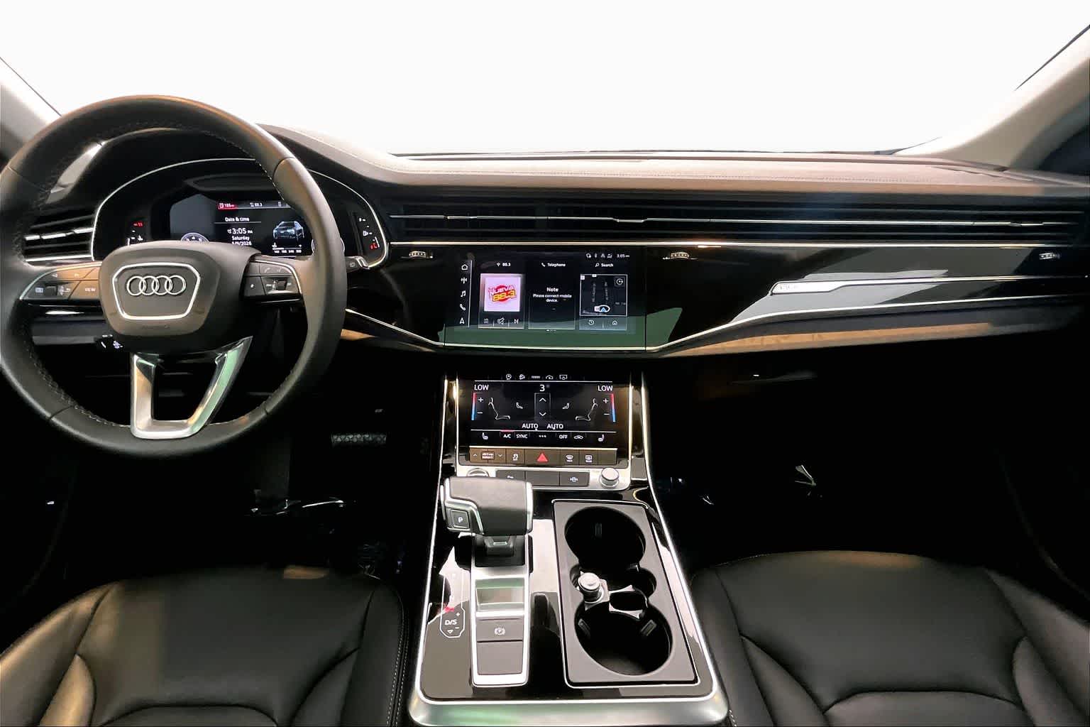2023 Audi Q8 Premium