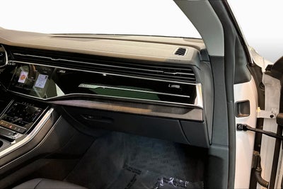 2023 Audi Q8 Premium