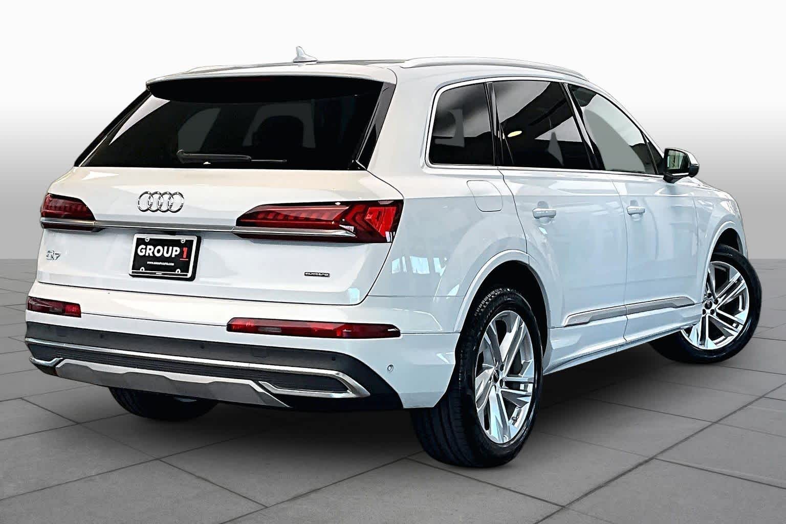 2023 Audi Q7 Premium Plus
