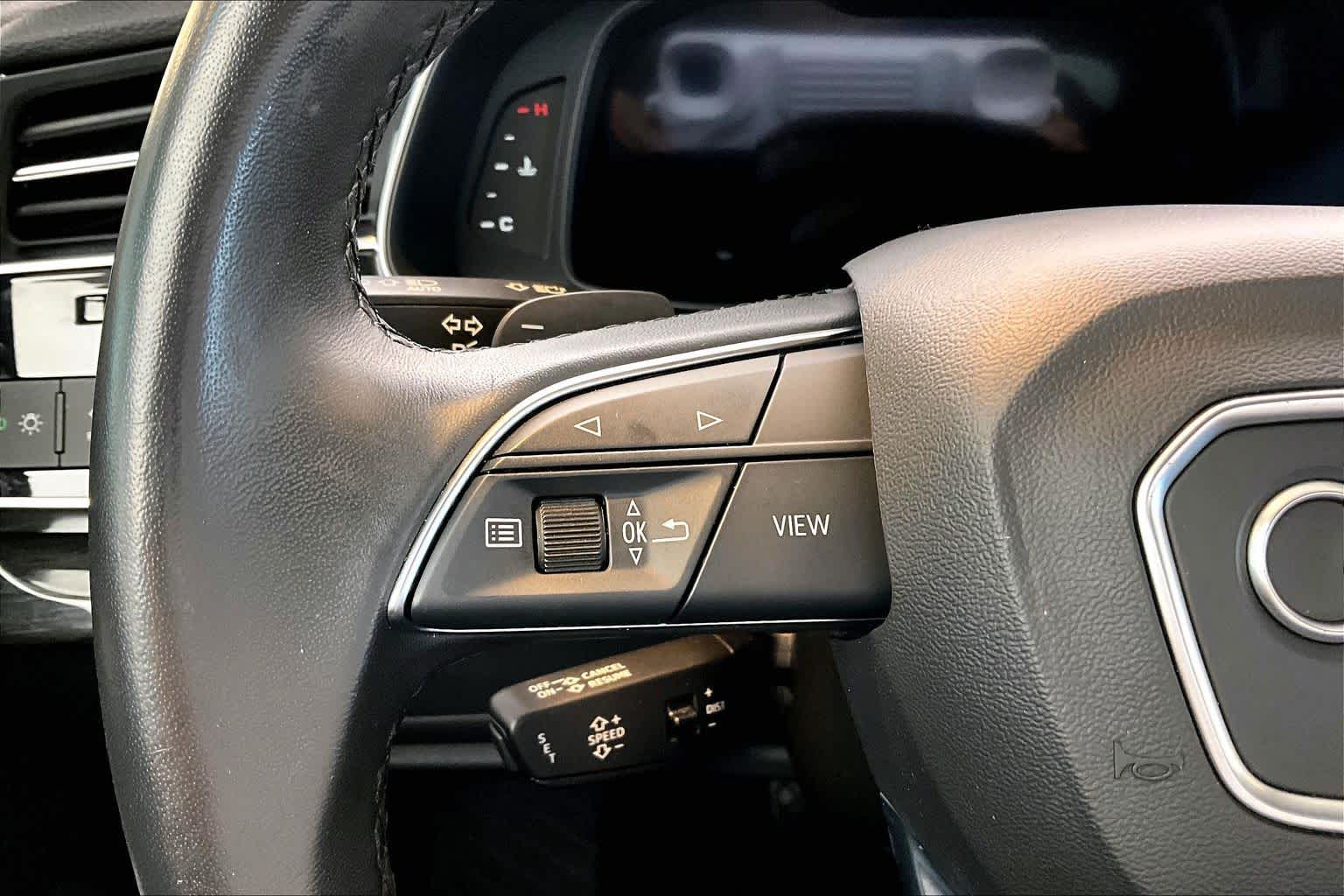 2023 Audi Q7 Premium Plus