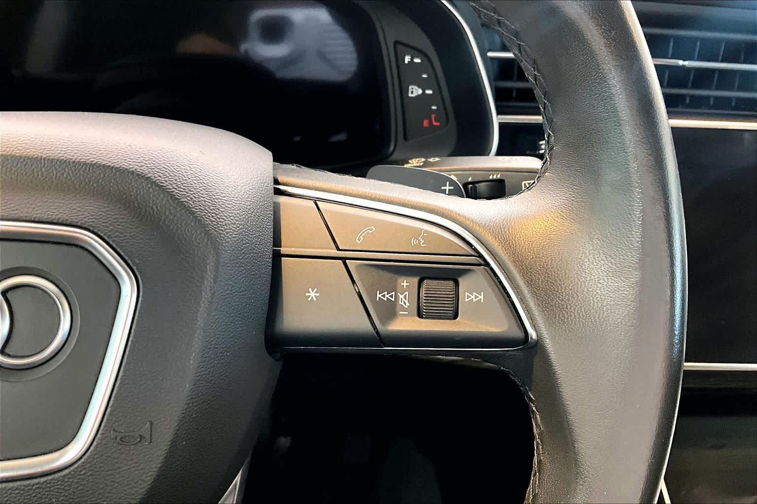 2023 Audi Q7 Premium Plus