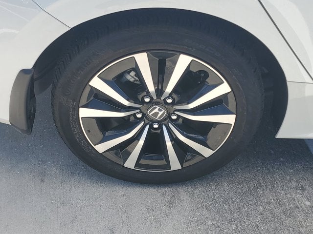 2024 Honda Civic Hatchback EX-L