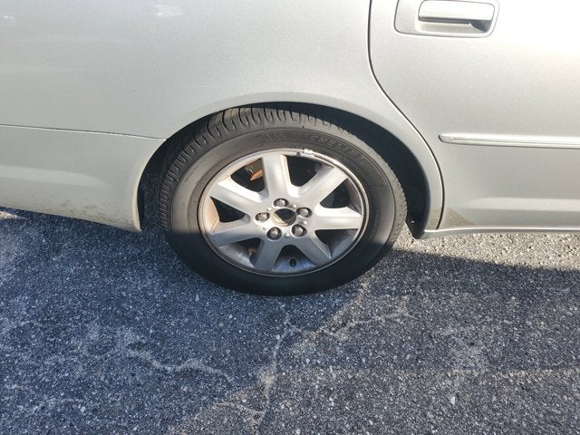 2003 Toyota Avalon XL