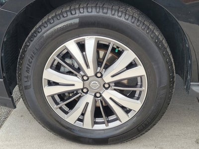 2019 Nissan Pathfinder SL