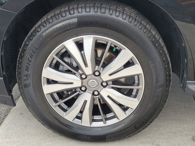 2019 Nissan Pathfinder SL