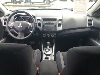 2012 Mitsubishi Outlander ES