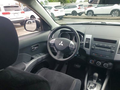 2012 Mitsubishi Outlander ES