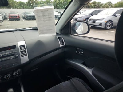 2012 Mitsubishi Outlander ES