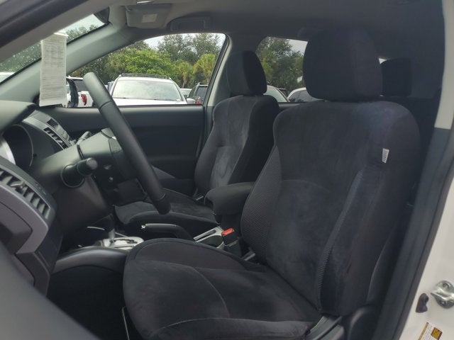 2012 Mitsubishi Outlander ES